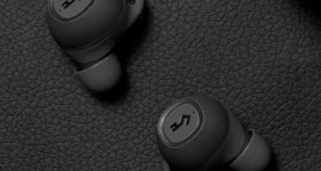 YX1 Wireless Earphones detail
