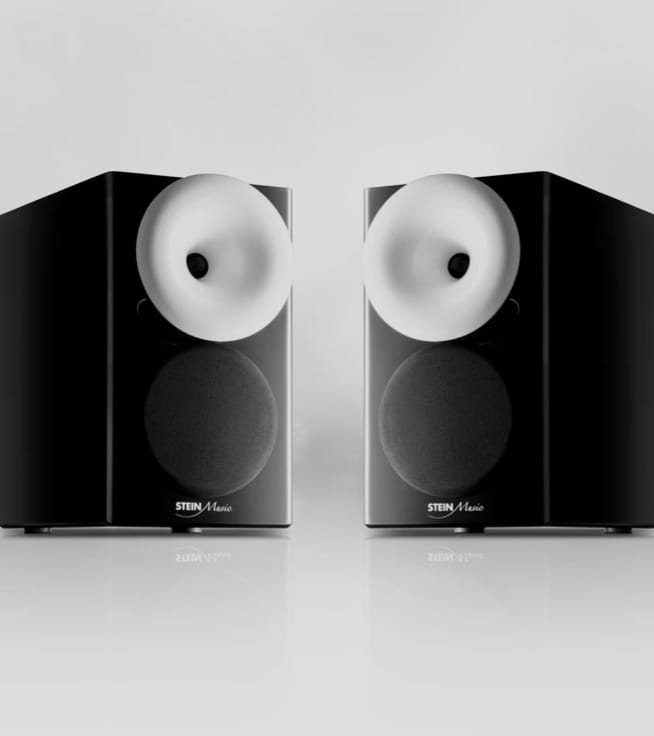 ZX9 Speaker lifestyle view